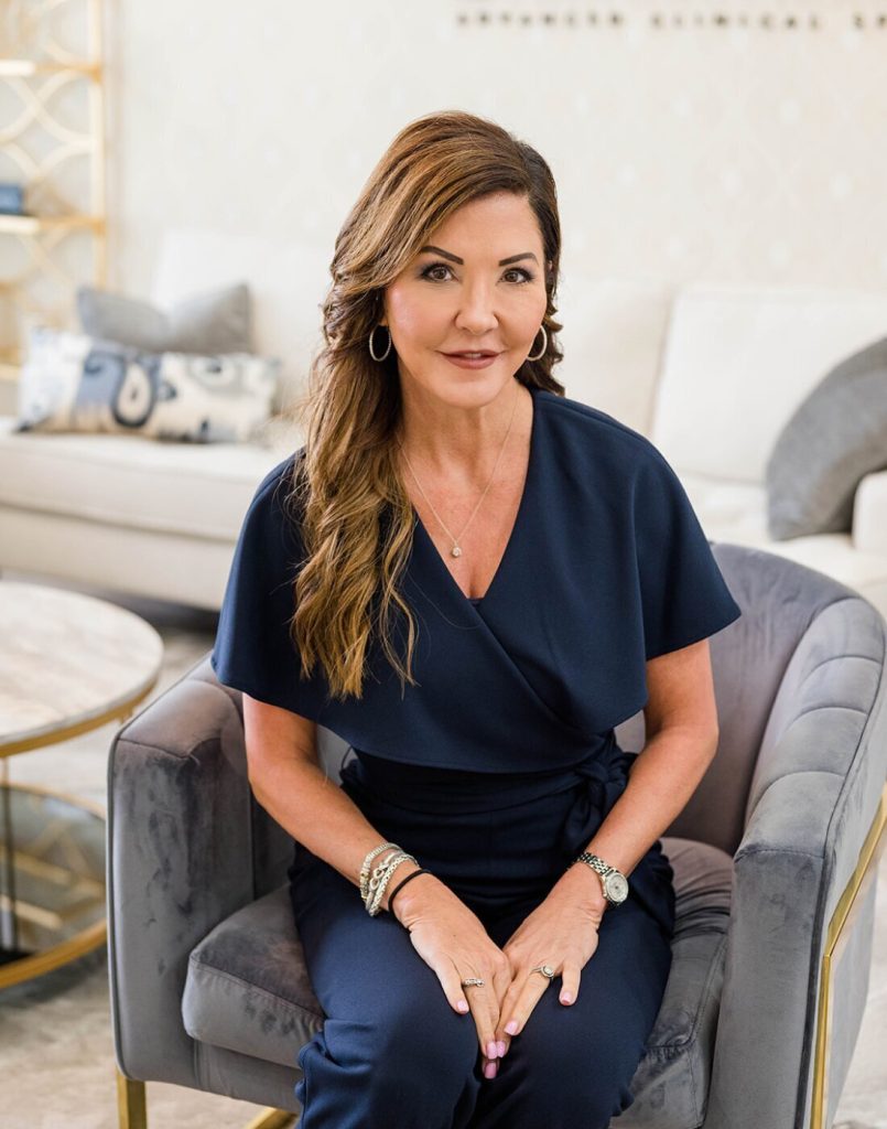 Dr. Hayley DeGraaff